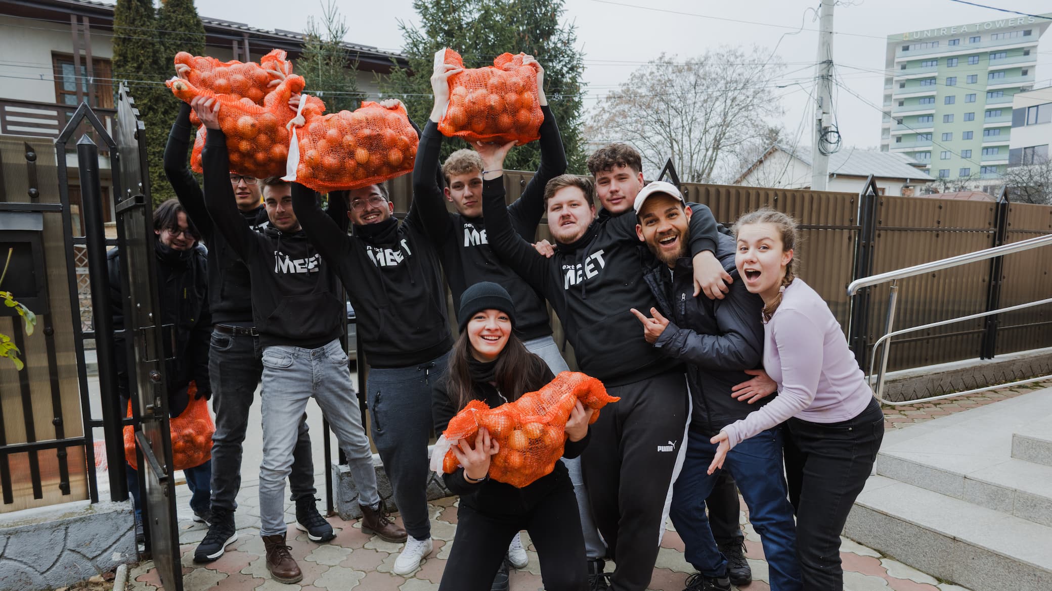 Logistic team preparing food