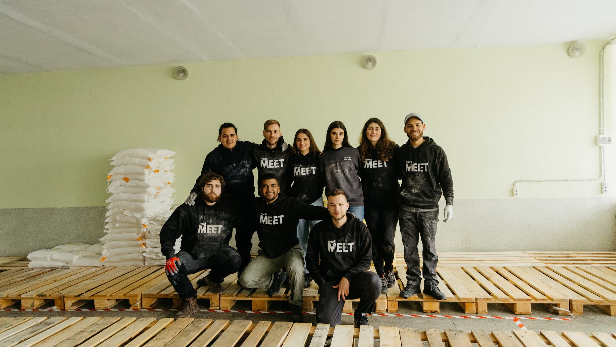 Next Meet slider photo